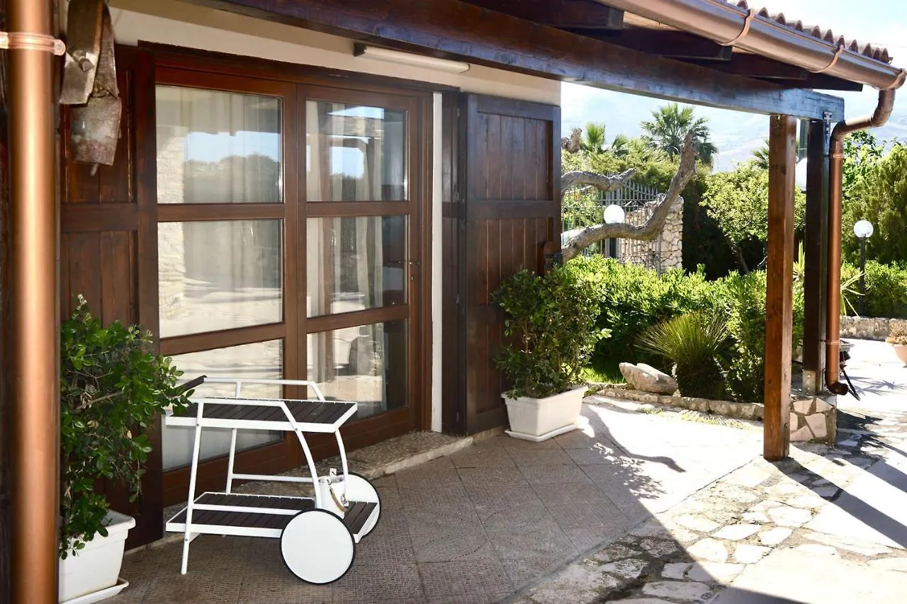 Villa Isabella Castellammare del Golfo 0*,